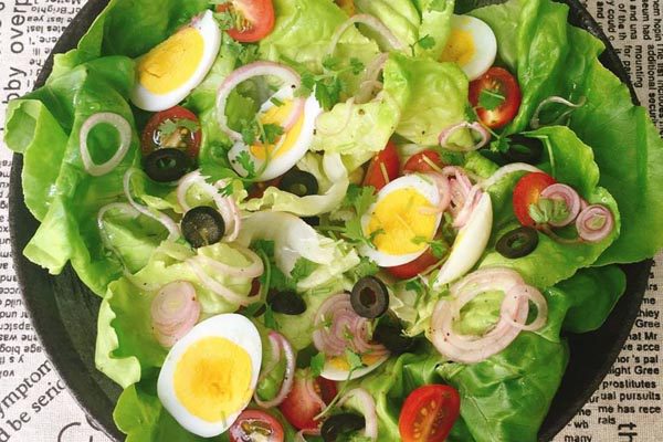 Cách thực hiện món salad trộn dầu giấm