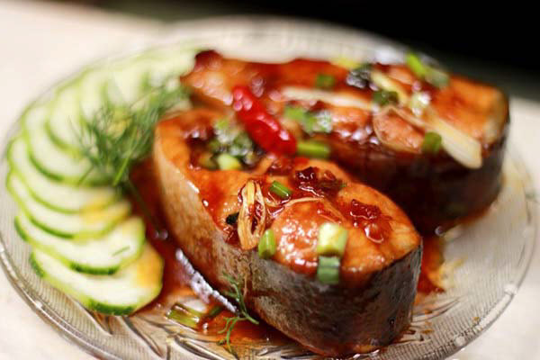 hình cá kho đậm đà