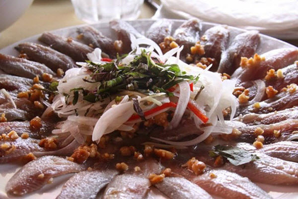 hình gỏi cá bỗng