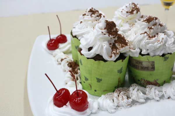 cách làm bánh cucake không cần lò nướng