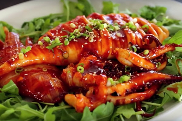 hình mực nướng sa tế cay