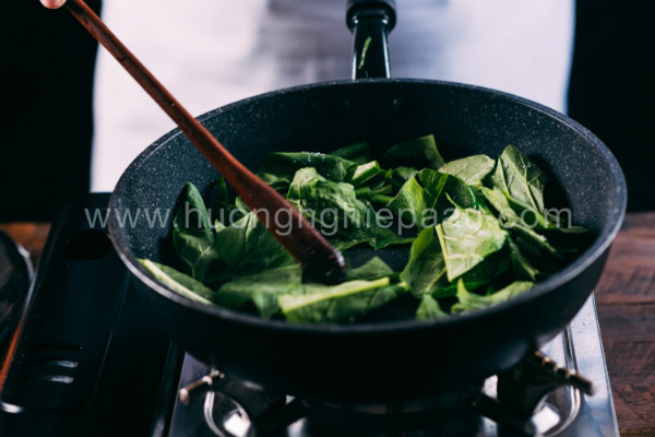 Hình nấu chín nguyên liệu