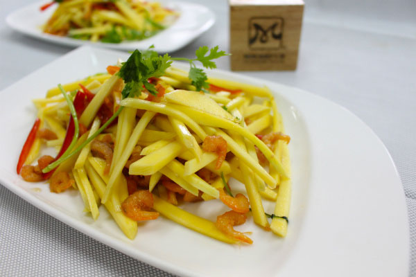 Món gỏi xoài tôm khô sau khi thực hiện xong món gỏi xoài tôm khô