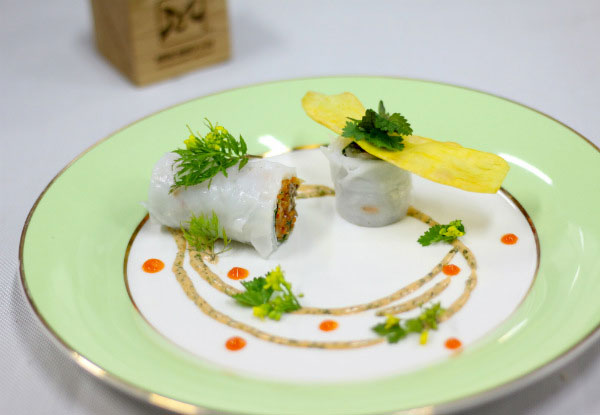 Cách làm món phở cuốn cùng trang trí một cách cầu kì, hấp dẫn món phở cuốn