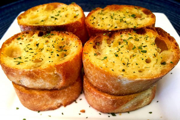 cách làm bánh mì nướng bơ tỏi