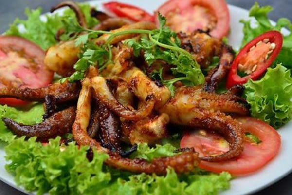 bạch tuộc nướng muối ớt