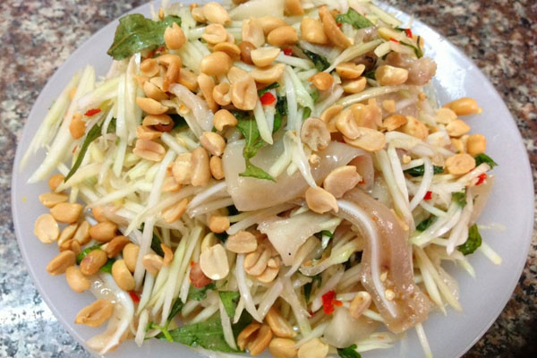 Gỏi tai heo đu đủ